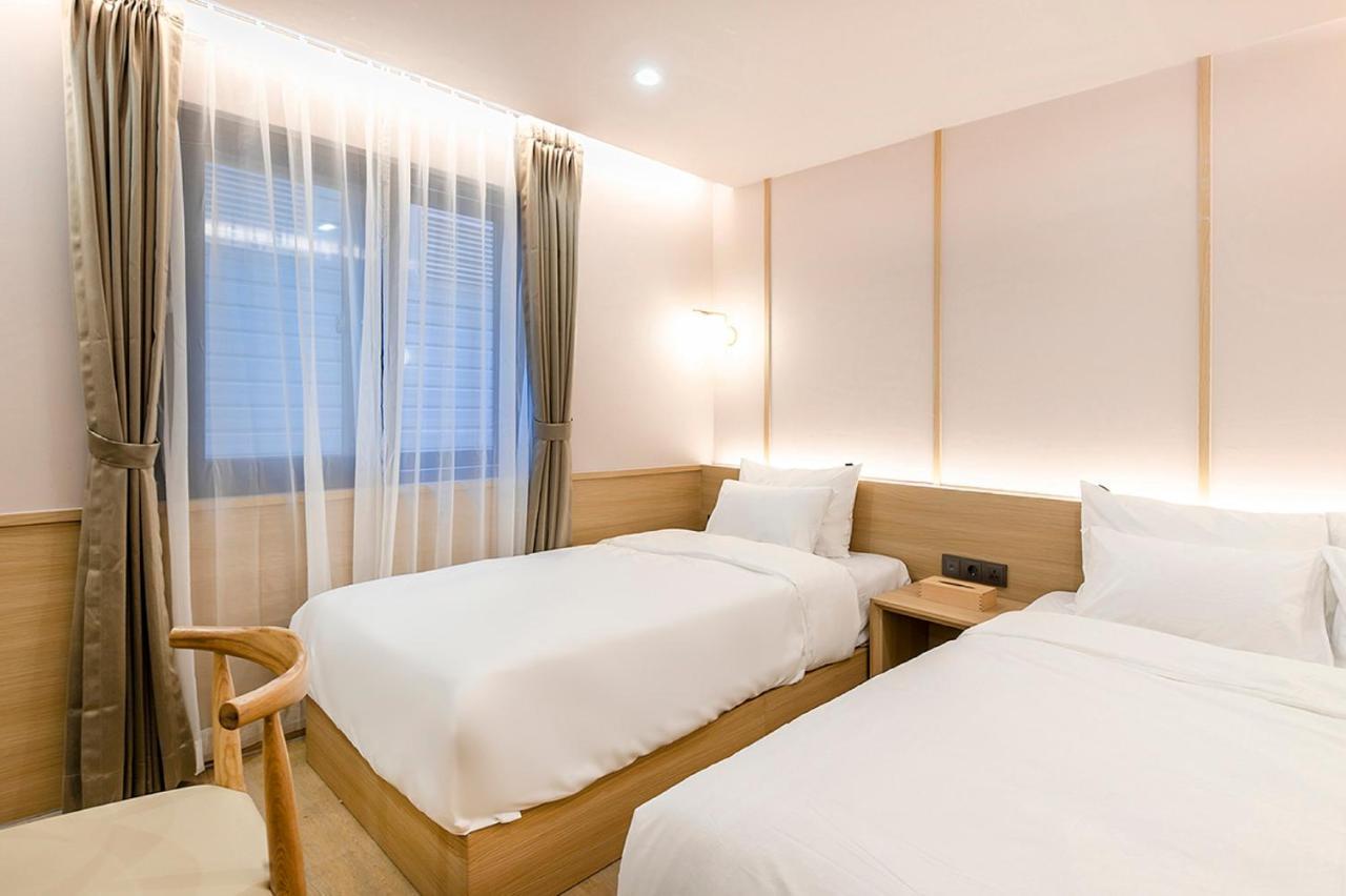 Hotel Yaja Gimhae Extérieur photo