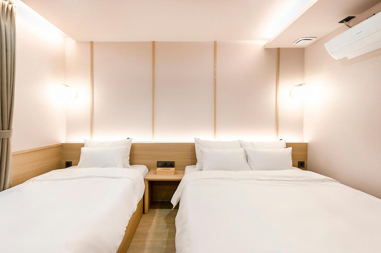Hotel Yaja Gimhae Extérieur photo