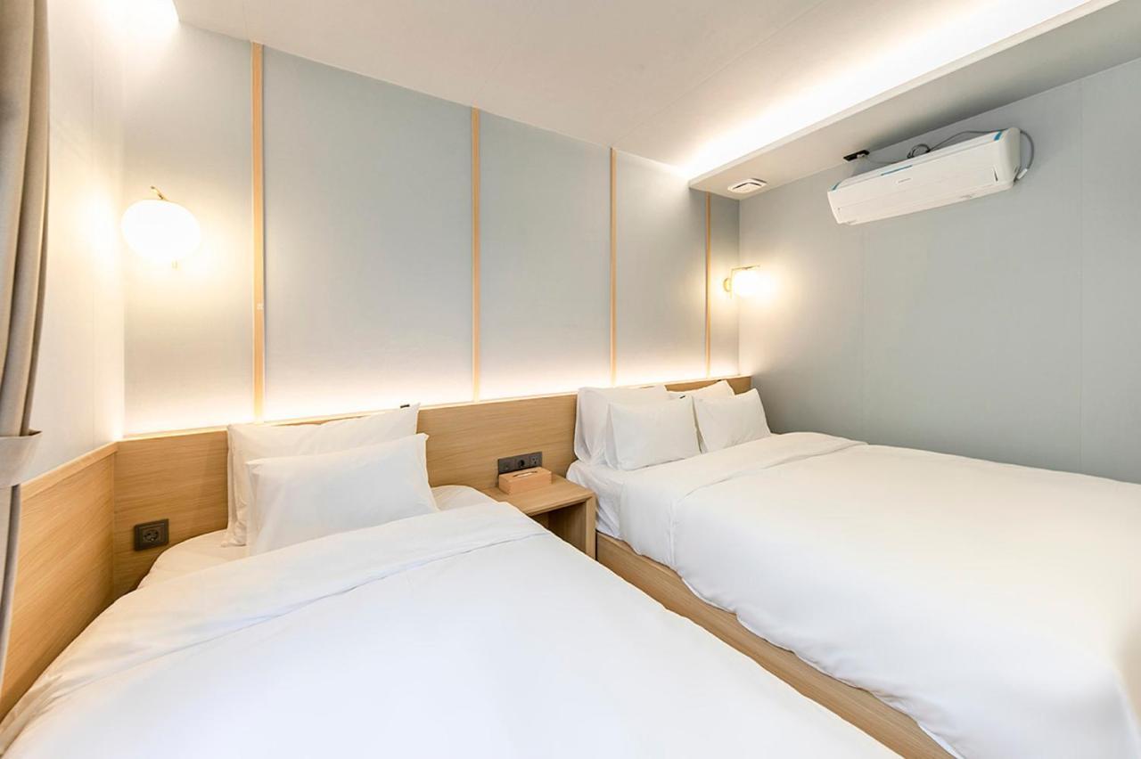 Hotel Yaja Gimhae Extérieur photo
