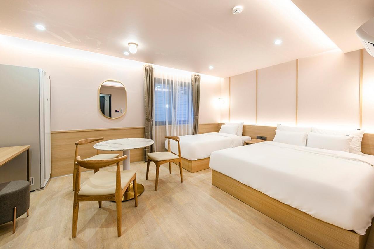 Hotel Yaja Gimhae Extérieur photo
